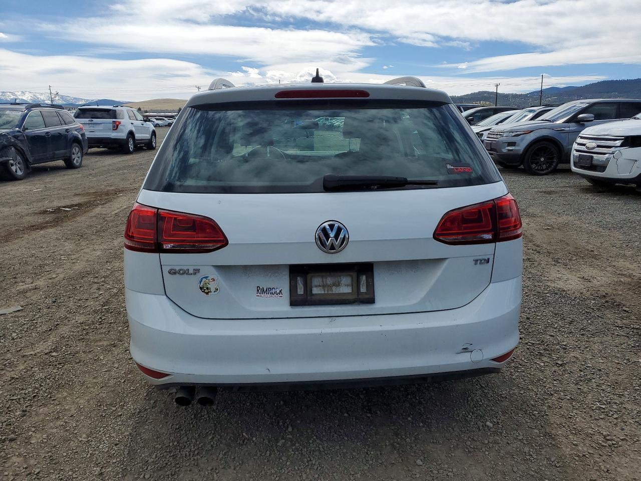 2015 Volkswagen Golf Sportwagen Tdi S - Image 6
