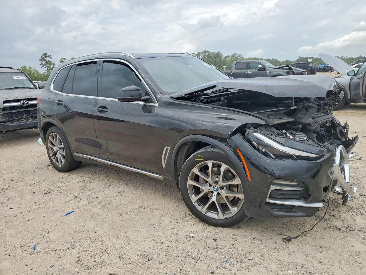 2021 BMW X5 Sdrive 40I - Image 4