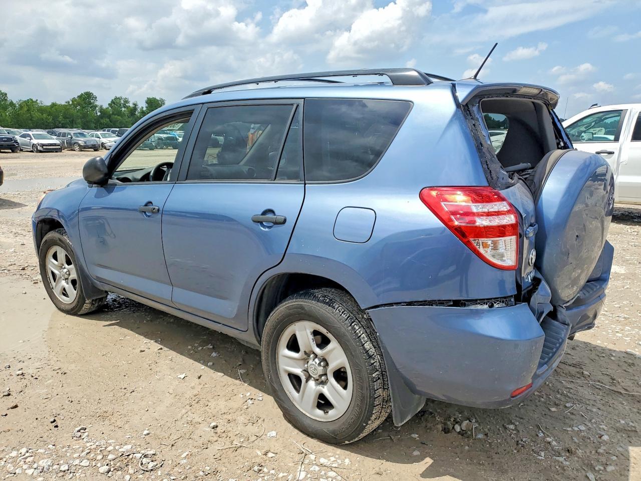 2011 Toyota Rav4 Base - Фото 2