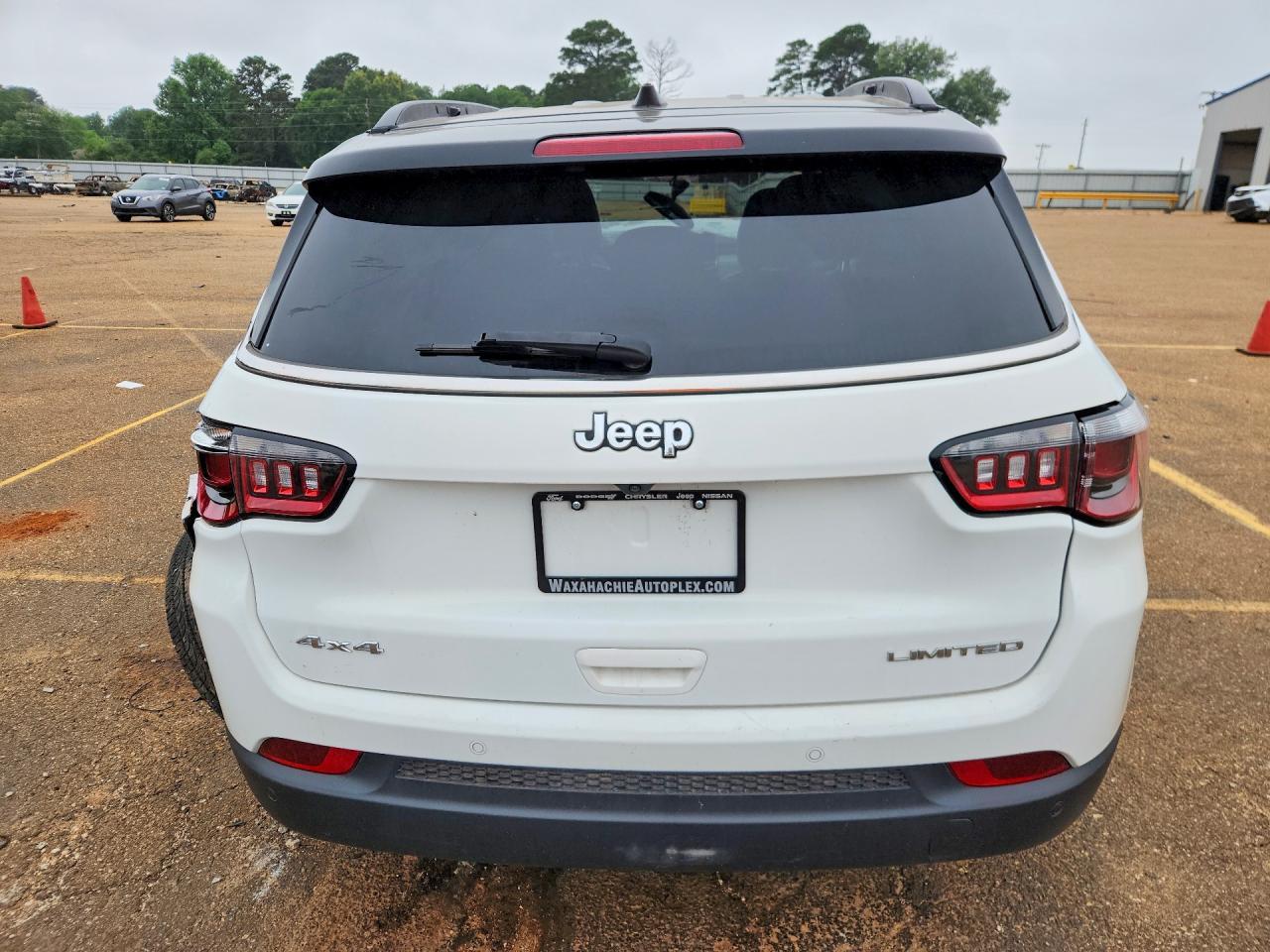 2025 Jeep Compass Limited - Фото 6
