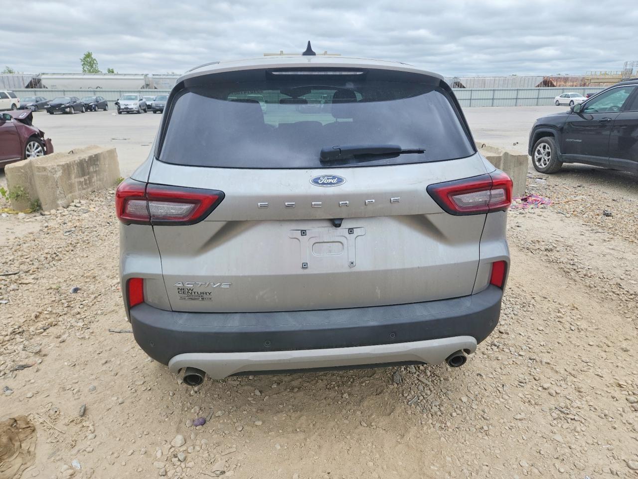 2023 Ford Escape Active - Image 6