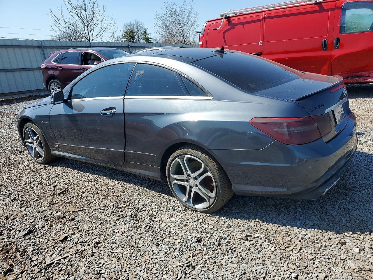 2012 Mercedes-Benz E 550 - Фото 2