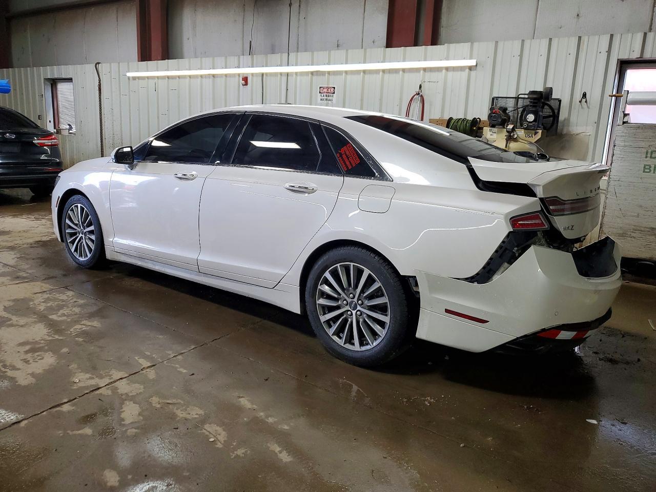 2017 Lincoln Mkz Select - Image 2