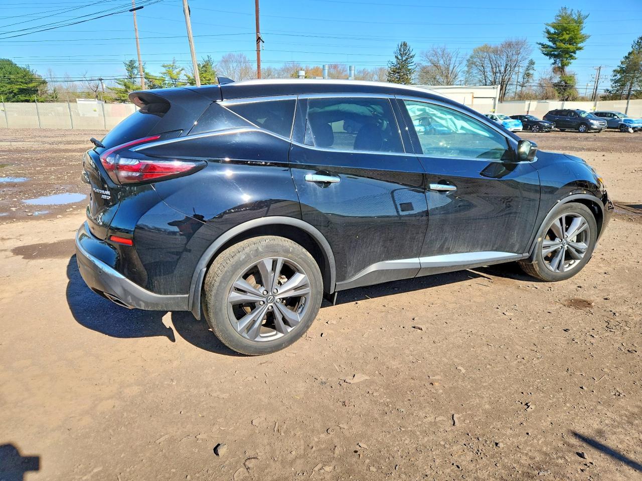 2023 Nissan Murano - Image 3