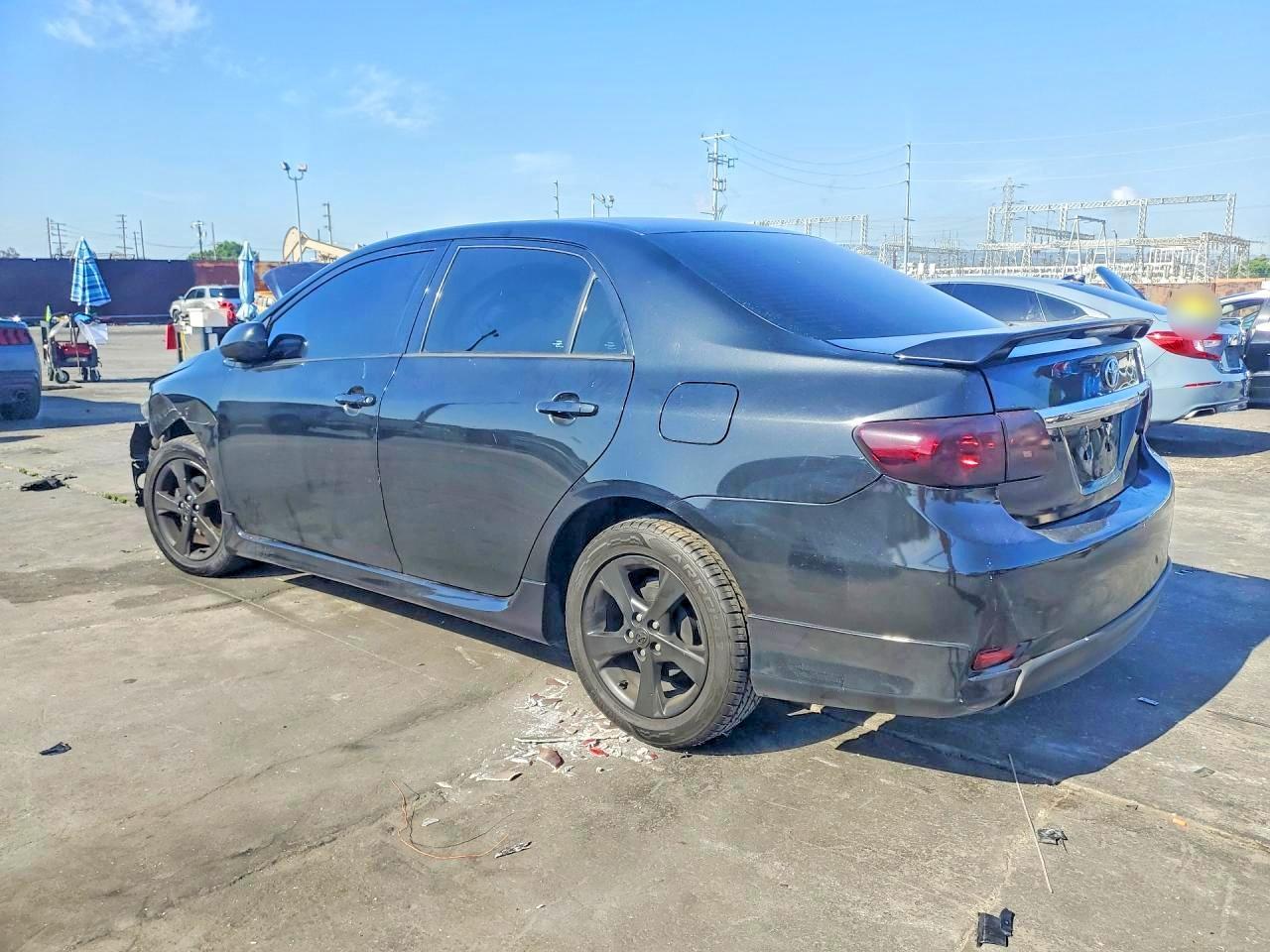2013 Toyota Corolla S - Фото 2