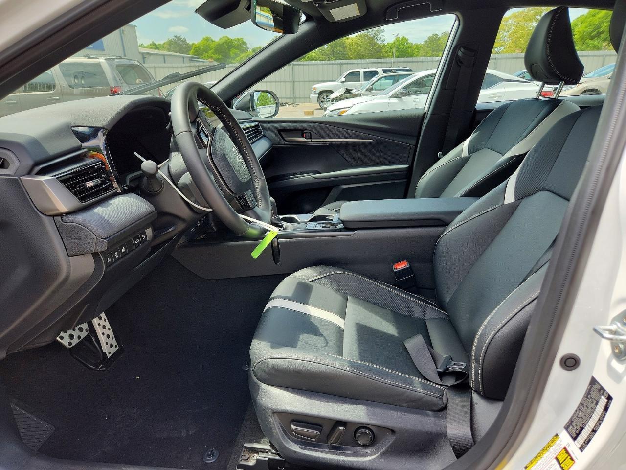 2026 Toyota Camry Nightshade - Фото 7