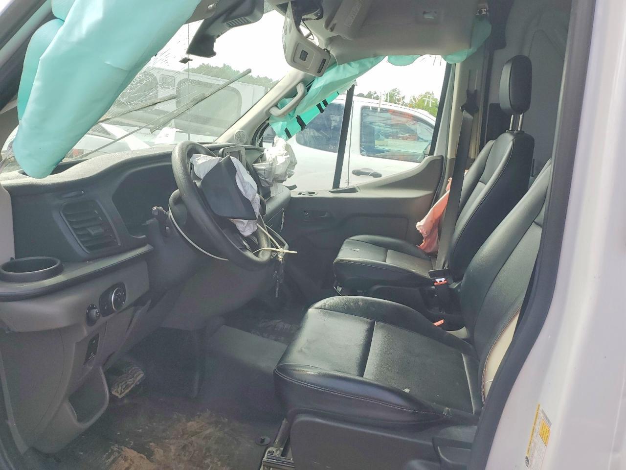 2025 Ford Transit 250 Delivery Van - Image 7