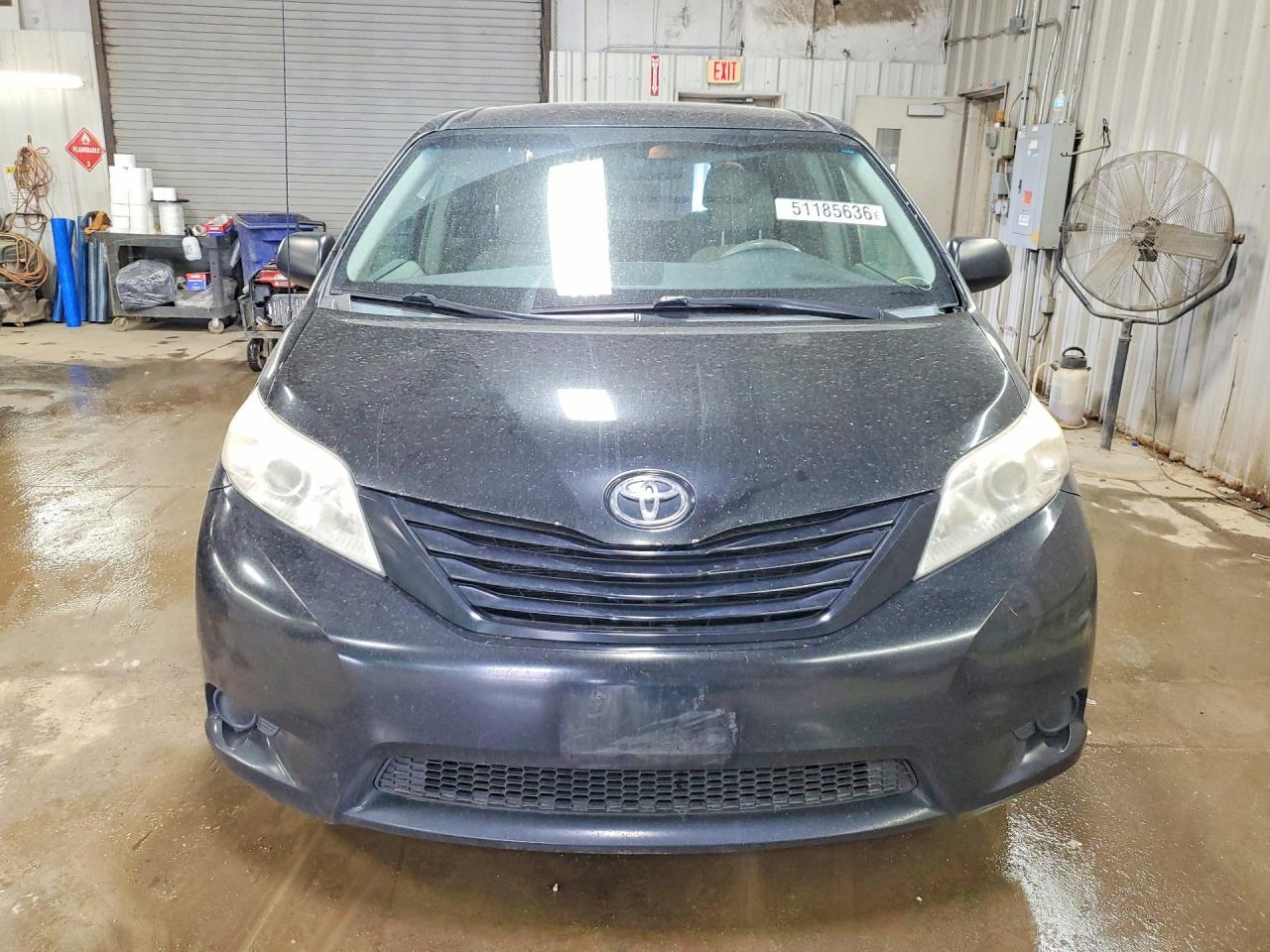 2013 Toyota Sienna L 7-Passenger - Image 5