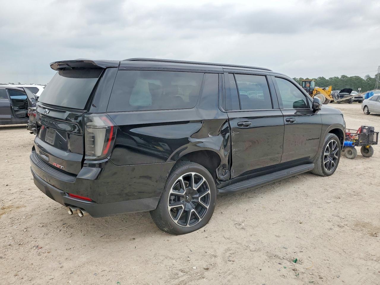 2025 Chevrolet Suburban C1500 Rst - Фото 3