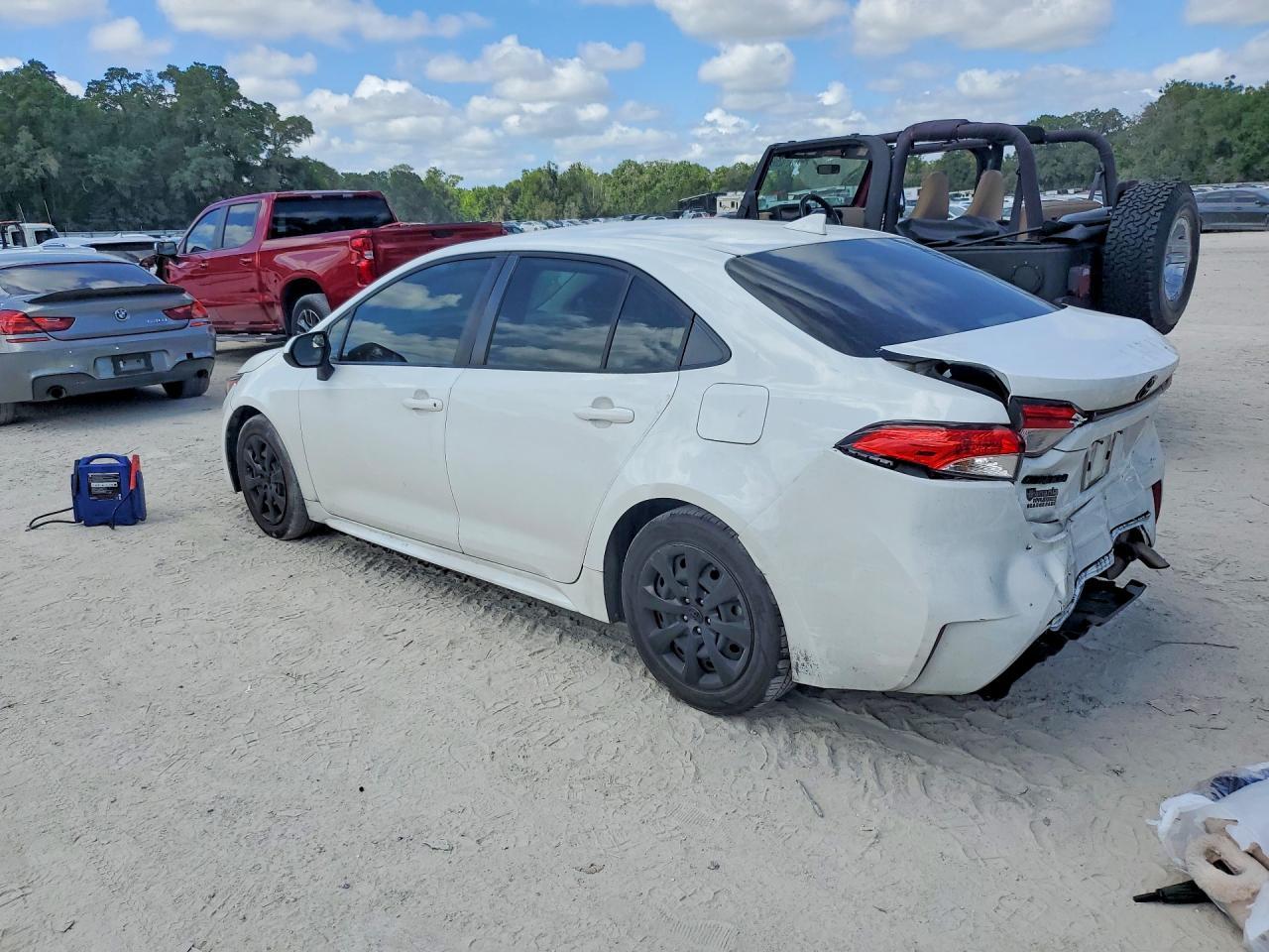 2022 Toyota Corolla Le - Фото 2