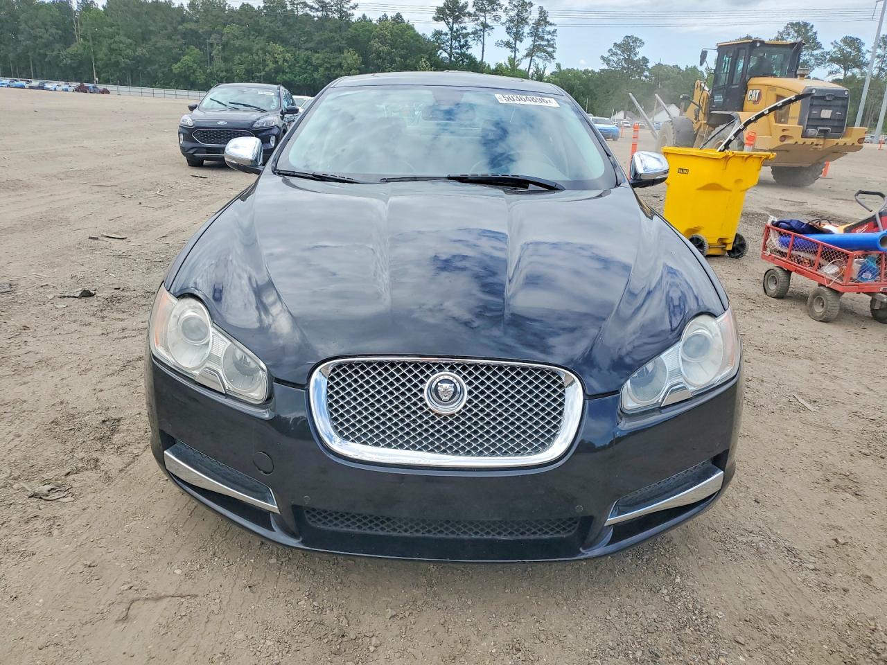 2011 Jaguar Xf Premium - Image 5