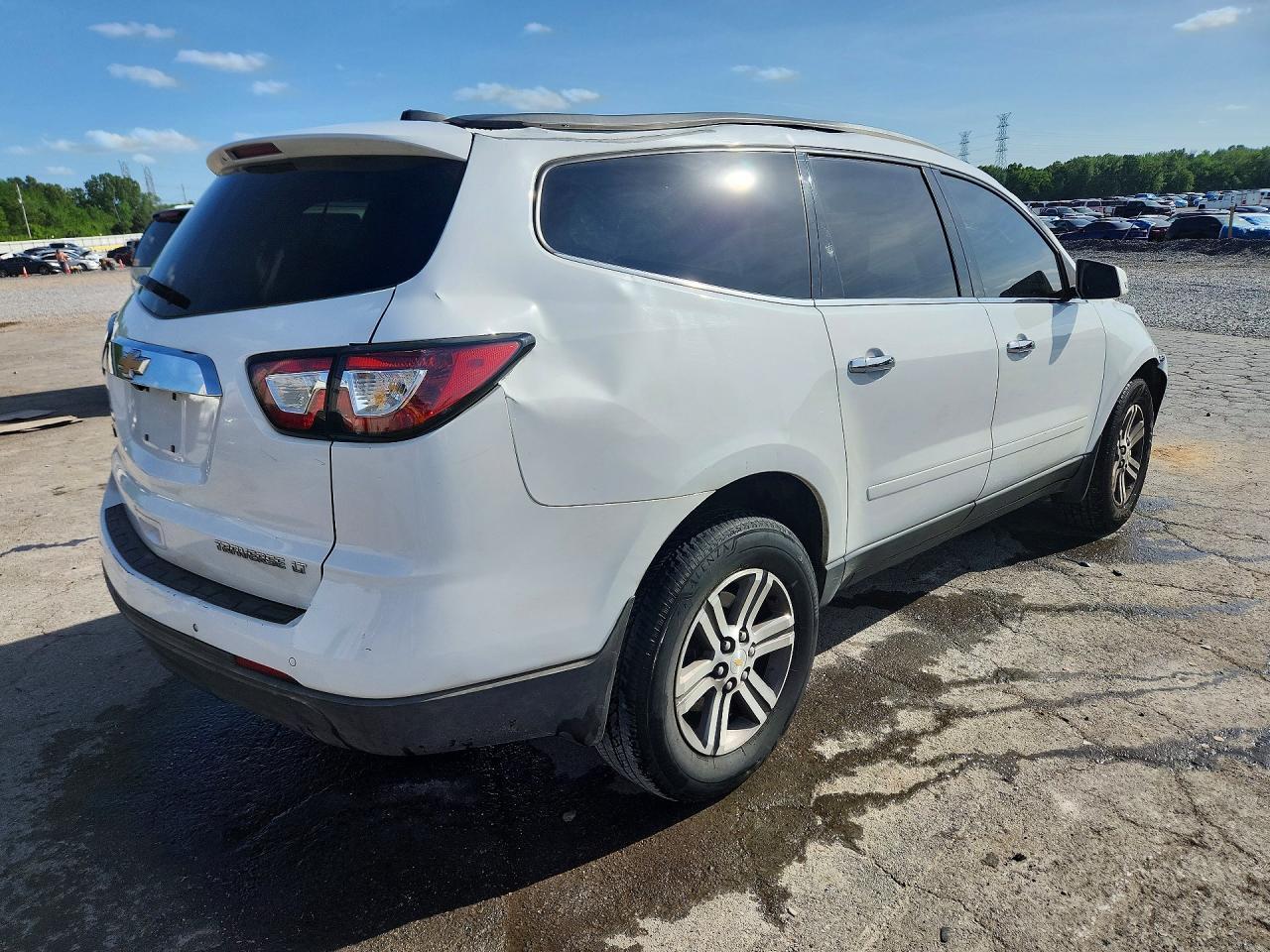2016 Chevrolet Traverse Lt - Фото 3