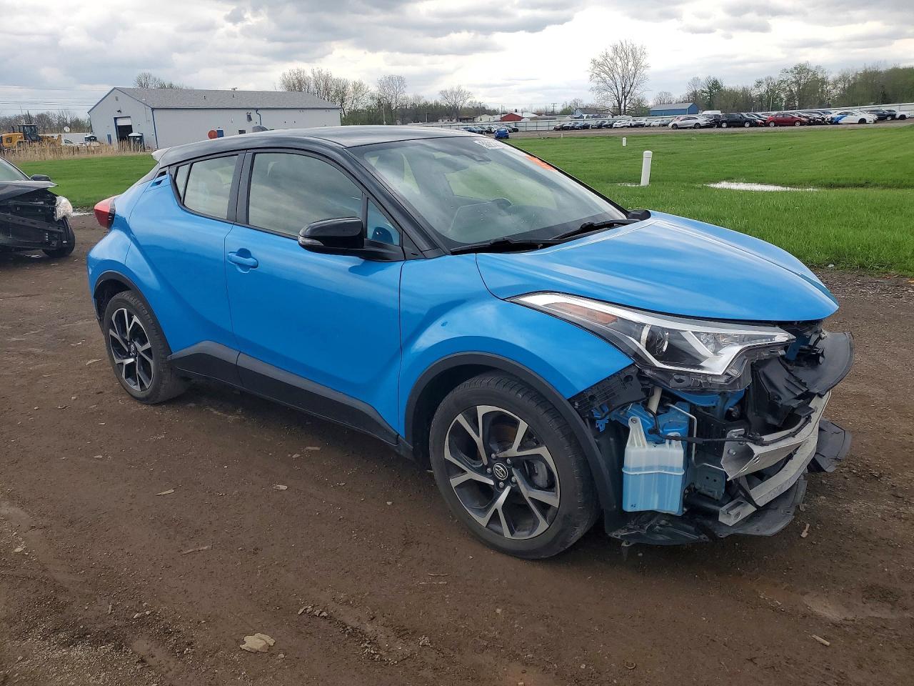 2019 Toyota C-Hr Xle - Image 4