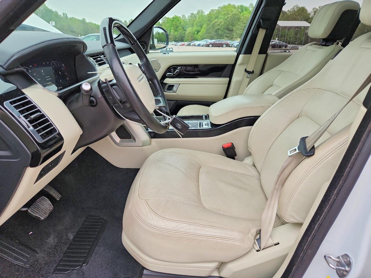 2019 Land Rover Range Rover Supercharged - Image 7