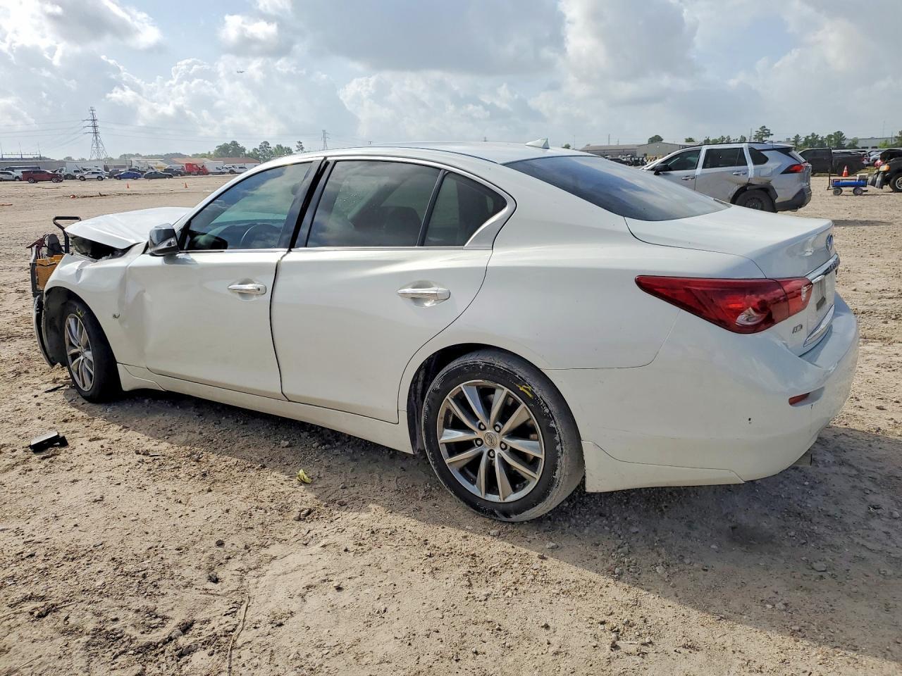 2014 Infiniti Q50 Premium - Фото 2
