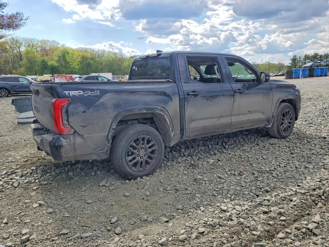 2024 Toyota Tundra Sr5 - Image 3