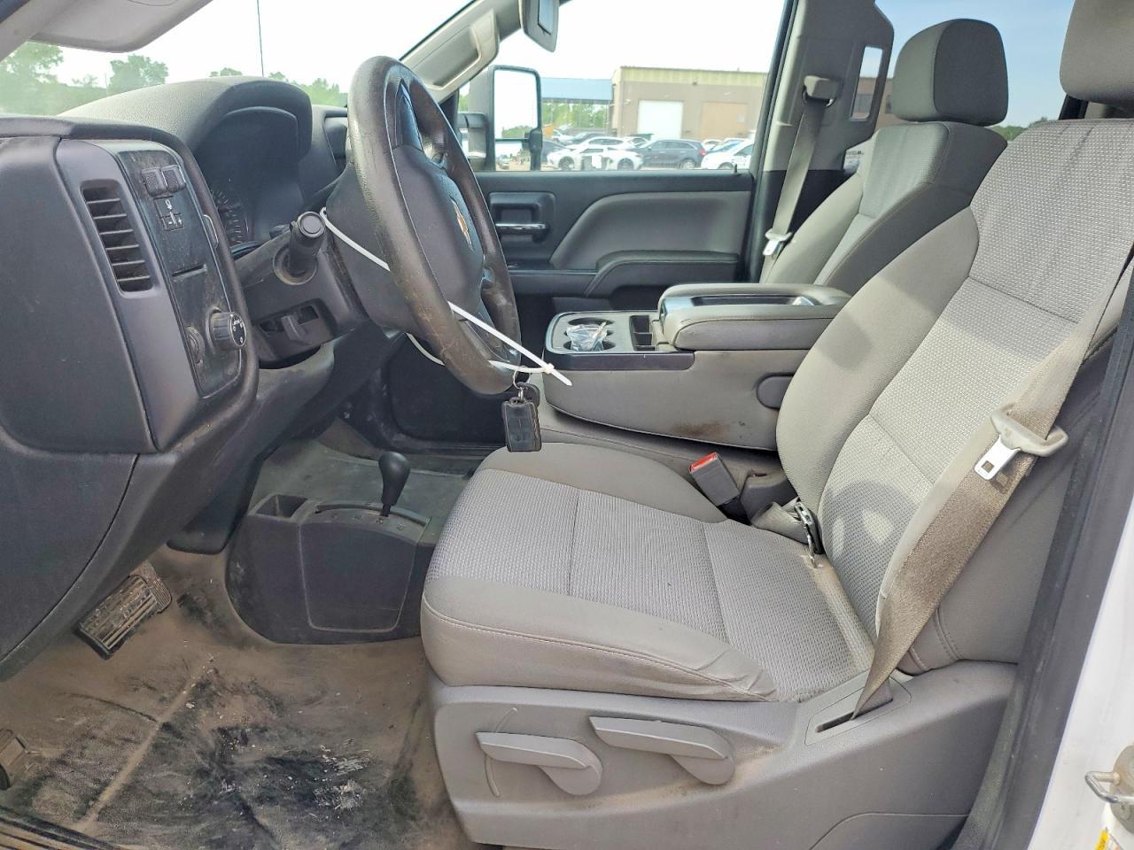 2015 Chevrolet Silverado K2500 Heavy Duty - Фото 7