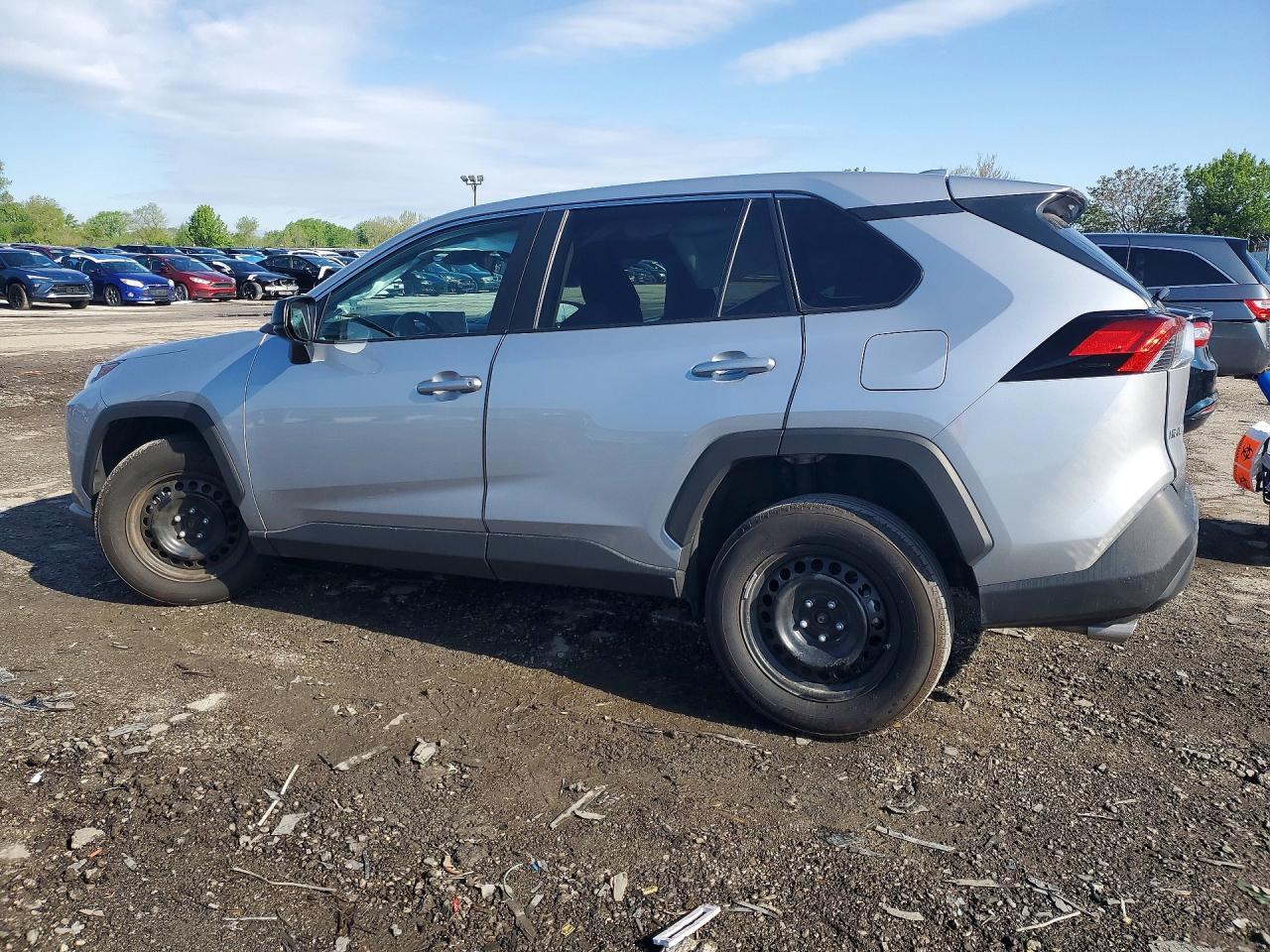 2024 Toyota Rav4 Le - Image 2