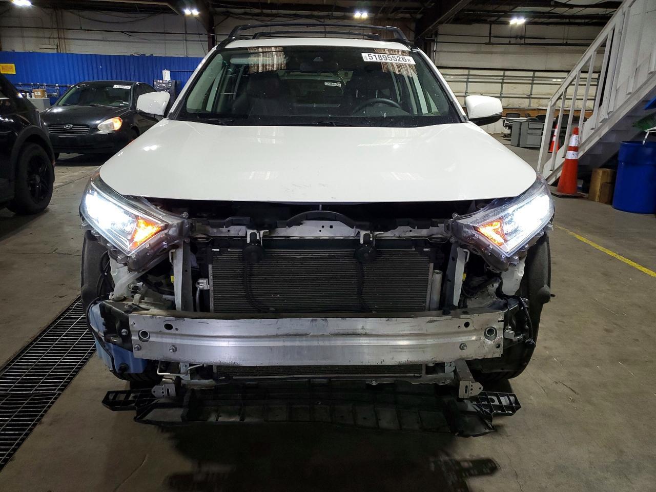 2019 Toyota Rav4 Xle - Image 5