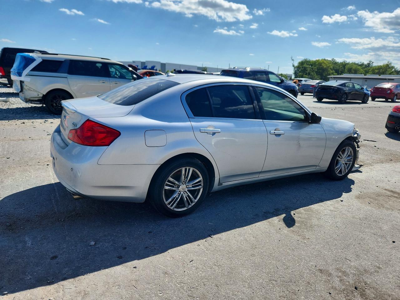 2012 Infiniti G37 Sedan X - Image 3