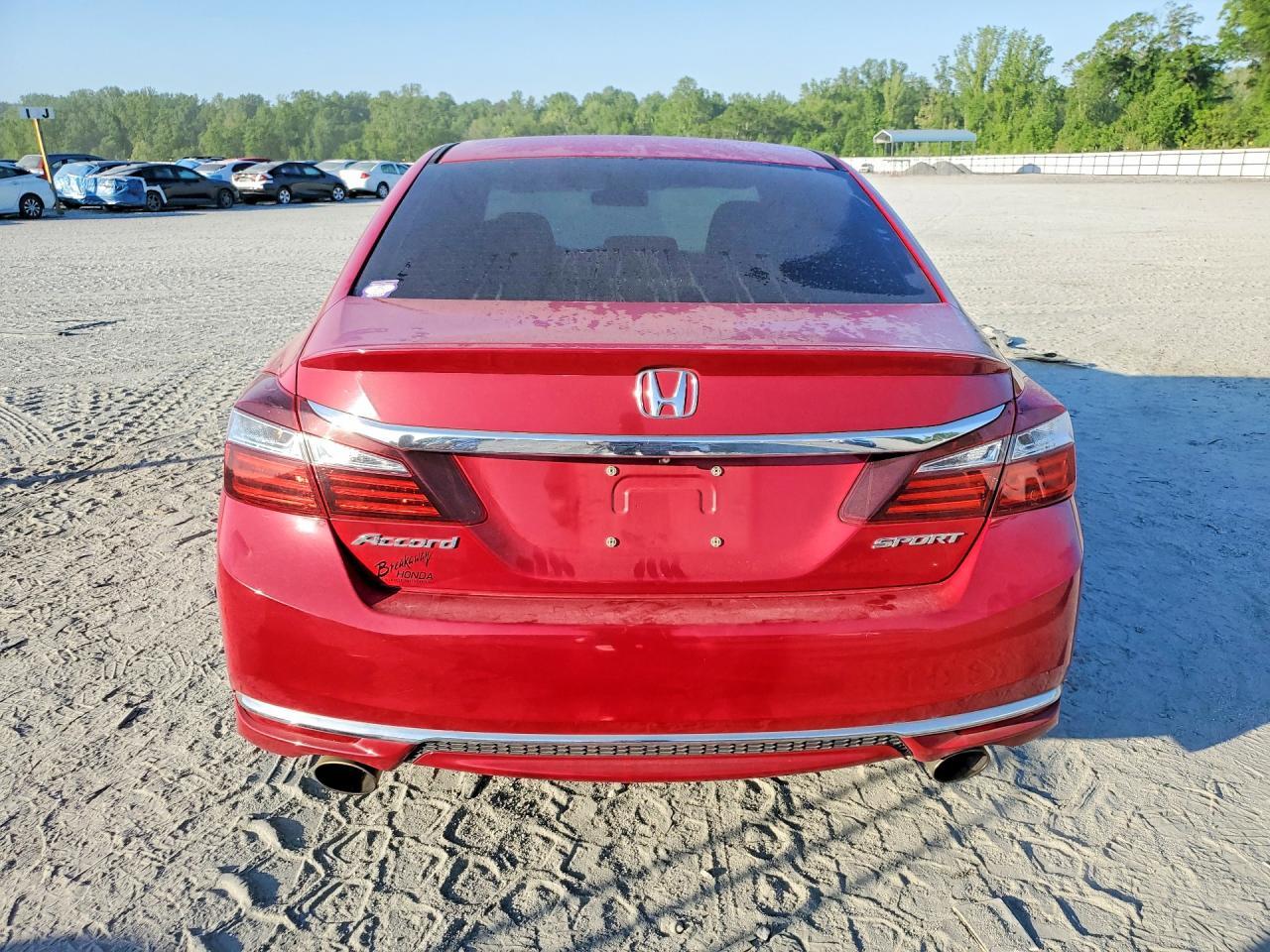 2016 Honda Accord Sport - Image 6