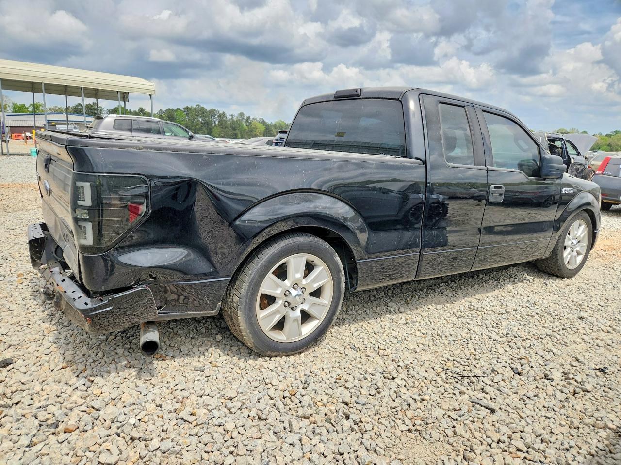 2011 Ford F150 Super Cab - Фото 3