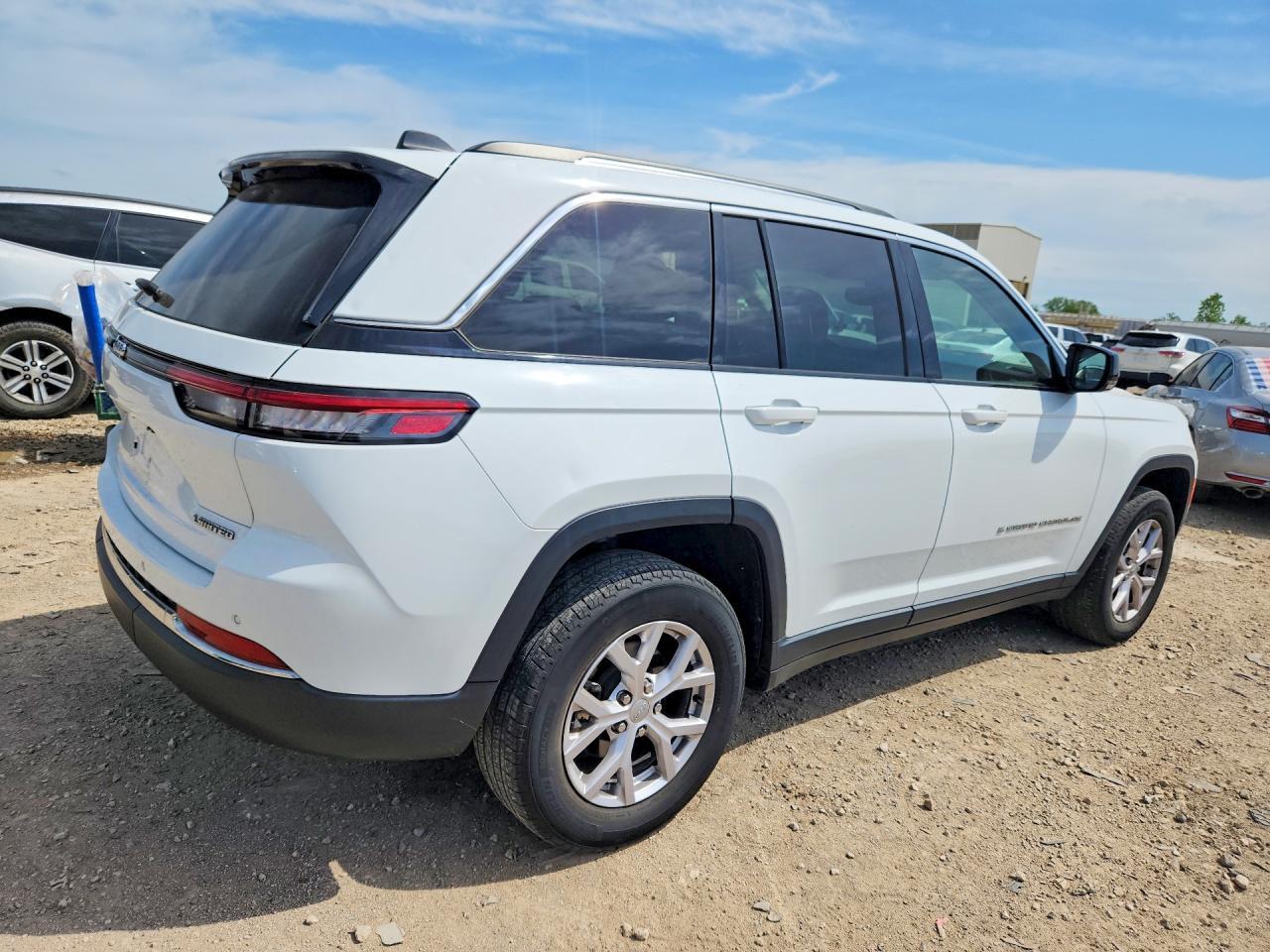 2022 Jeep Grand Cherokee Limited - Фото 3