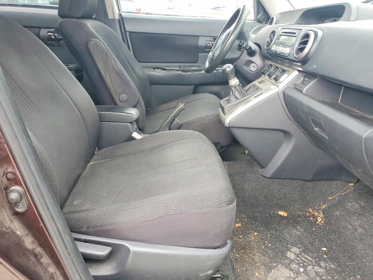 2009 Scion Xb Base - Фото 7