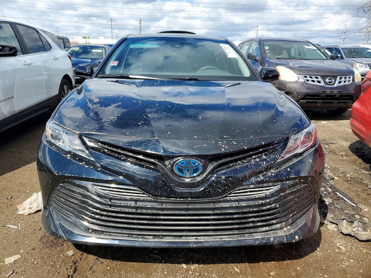 2018 Toyota Camry Le - Фото 5