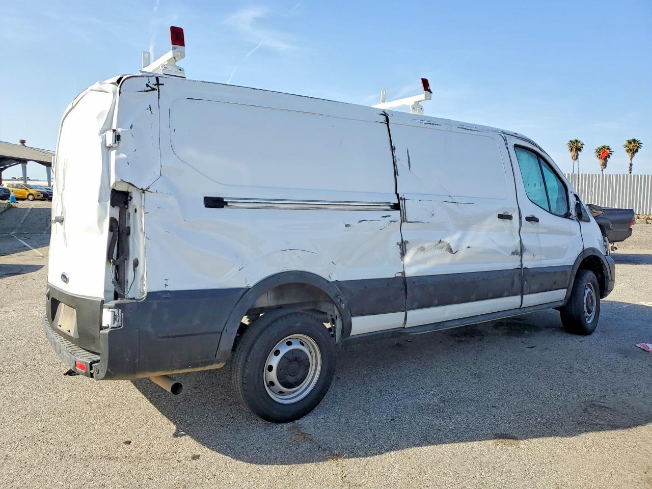 2023 Ford Transit T-250 - Фото 3
