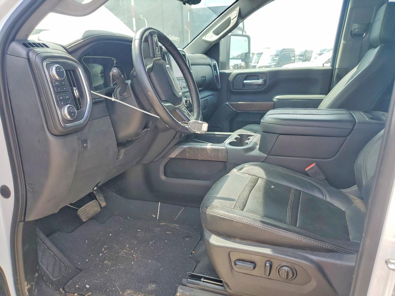 2023 GMC Sierra K2500 Denali - Image 7