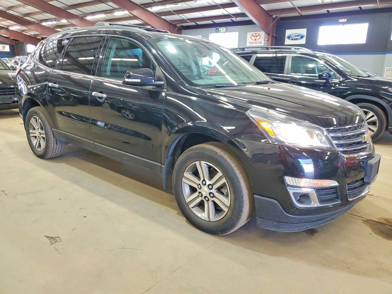 2017 Chevrolet Traverse Lt - Image 4