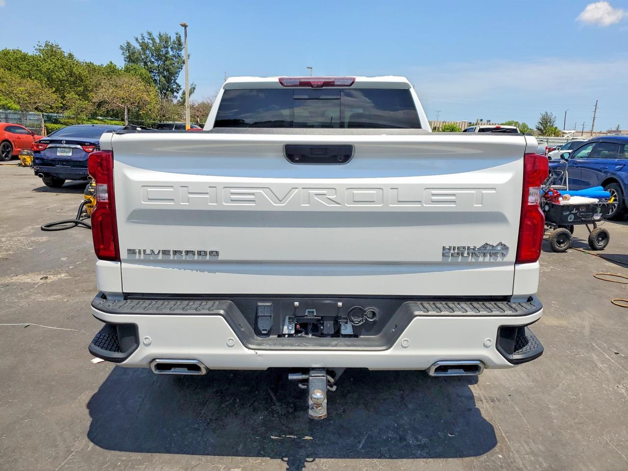 2023 Chevrolet Silverado K1500 High Country - Image 7
