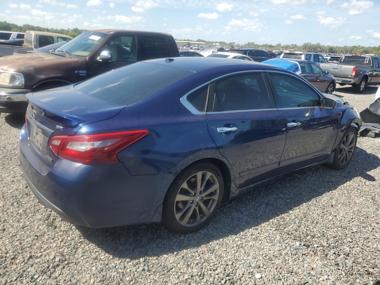 2018 Nissan Altima 2.5 Sr - Фото 3