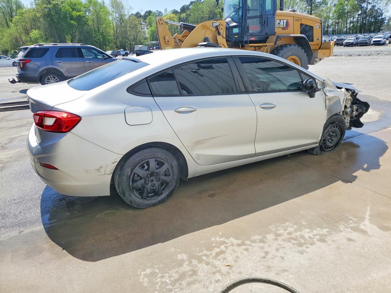 2019 Chevrolet Cruze Ls - Фото 3
