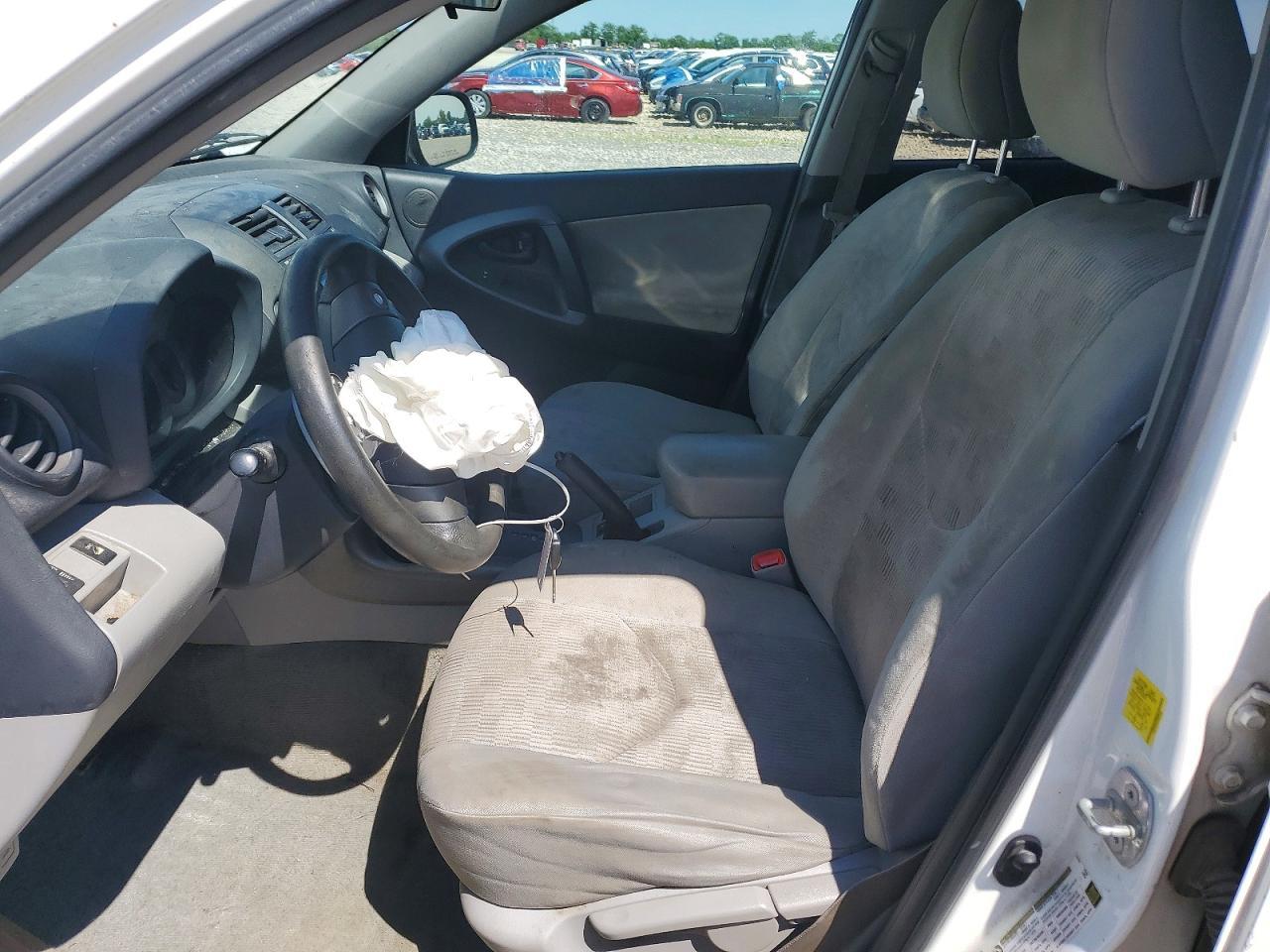 2010 Toyota Rav4 Base - Фото 7