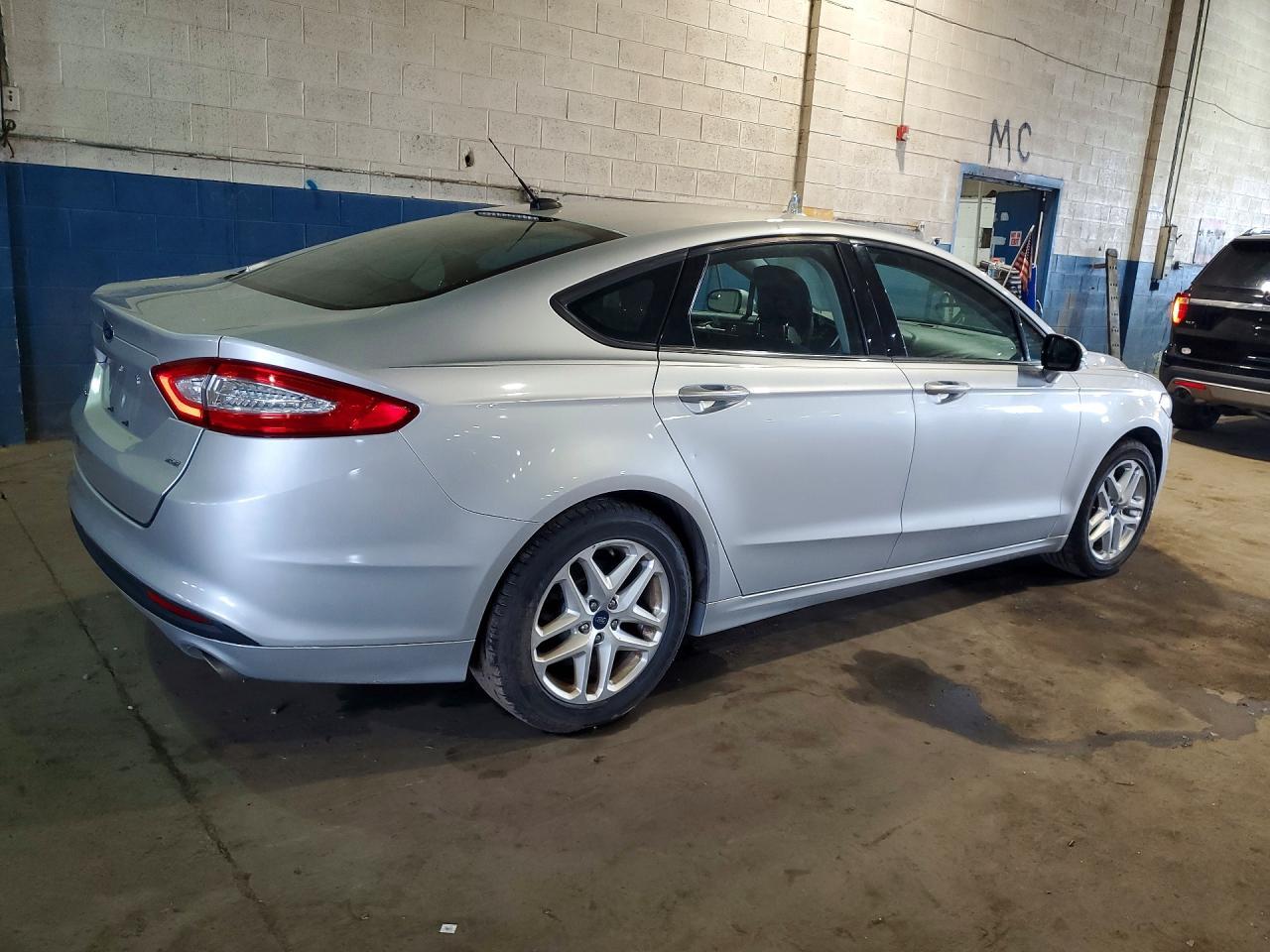 2013 Ford Fusion Se - Фото 3