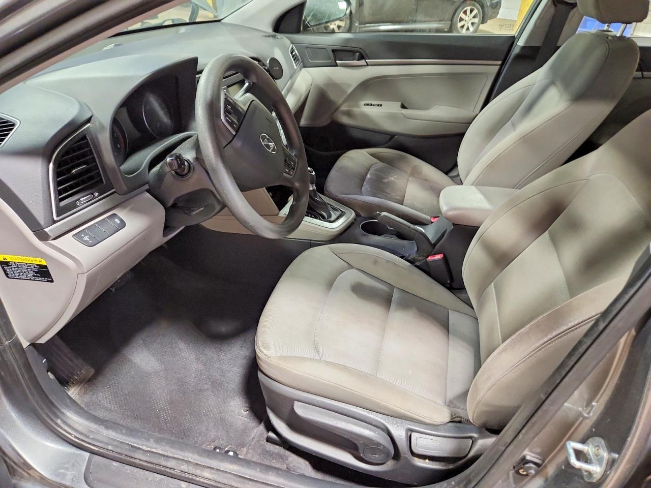 2017 Hyundai Elantra Se - Фото 7