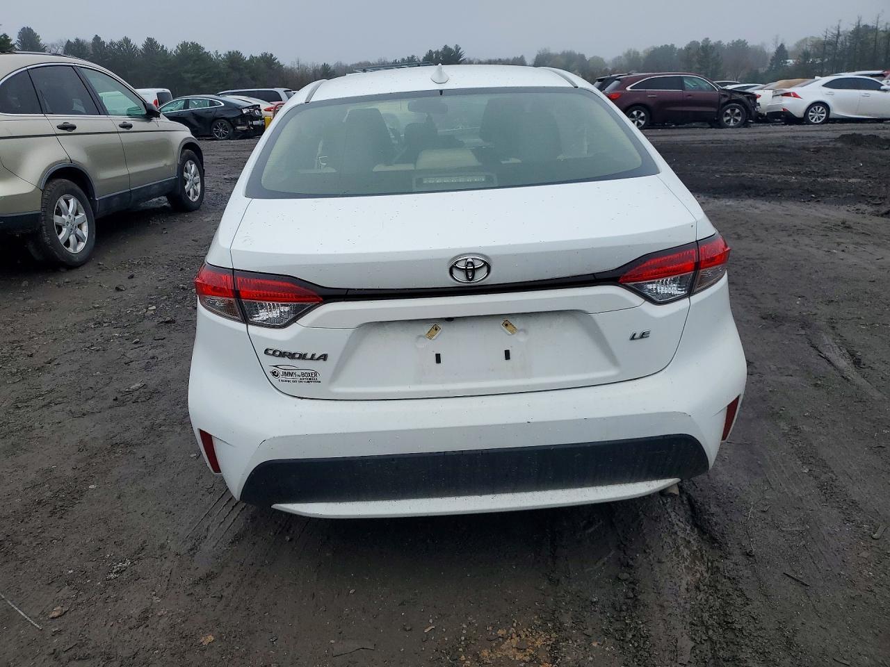 2022 Toyota Corolla Le - Image 6