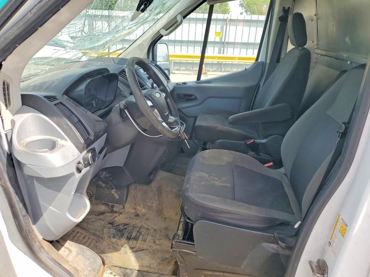 2019 Ford Transit 250 Utility / Service Van - Фото 7