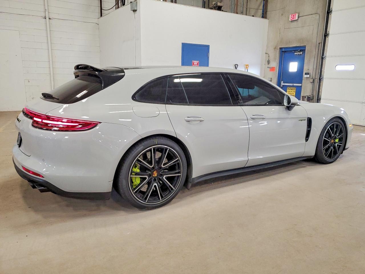 2018 Porsche Panamera Turbo S E-Hybrid Sport Turismo - Фото 3