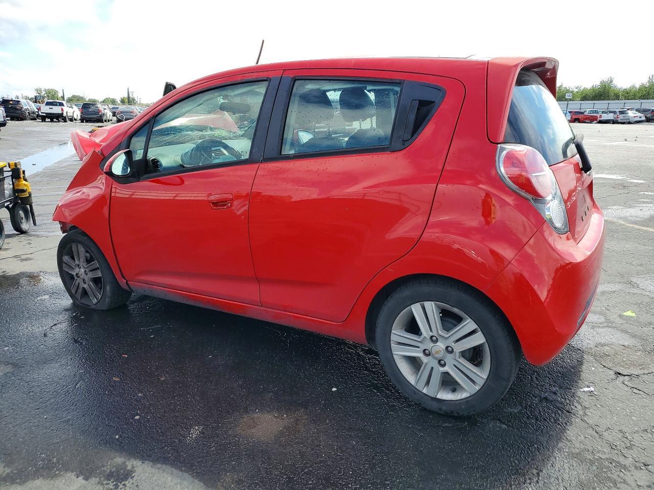 2015 Chevrolet Spark 1Lt - Фото 2