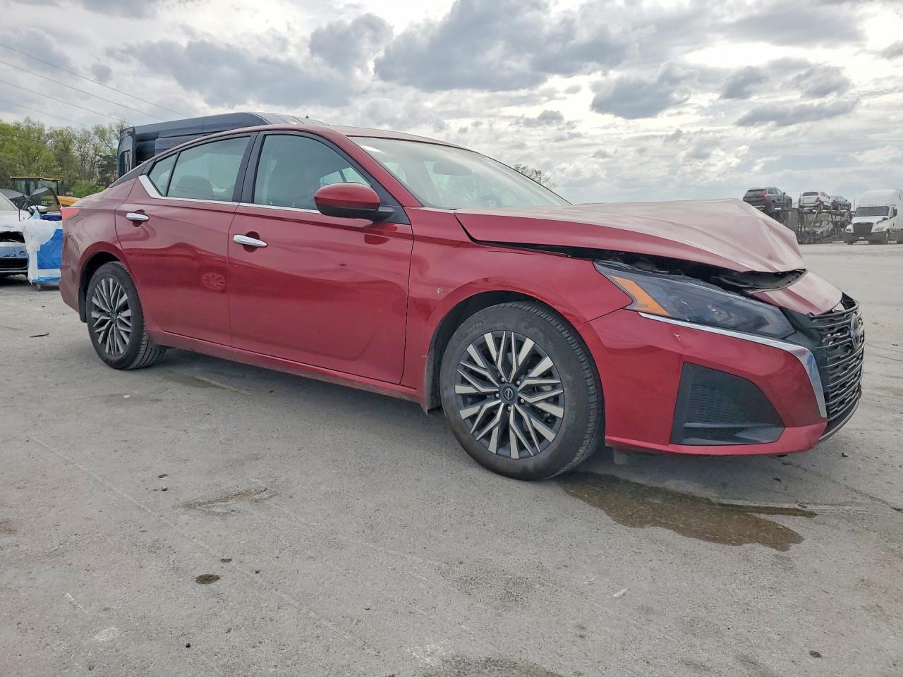 2025 Nissan Altima 2.5 Sv - Image 4