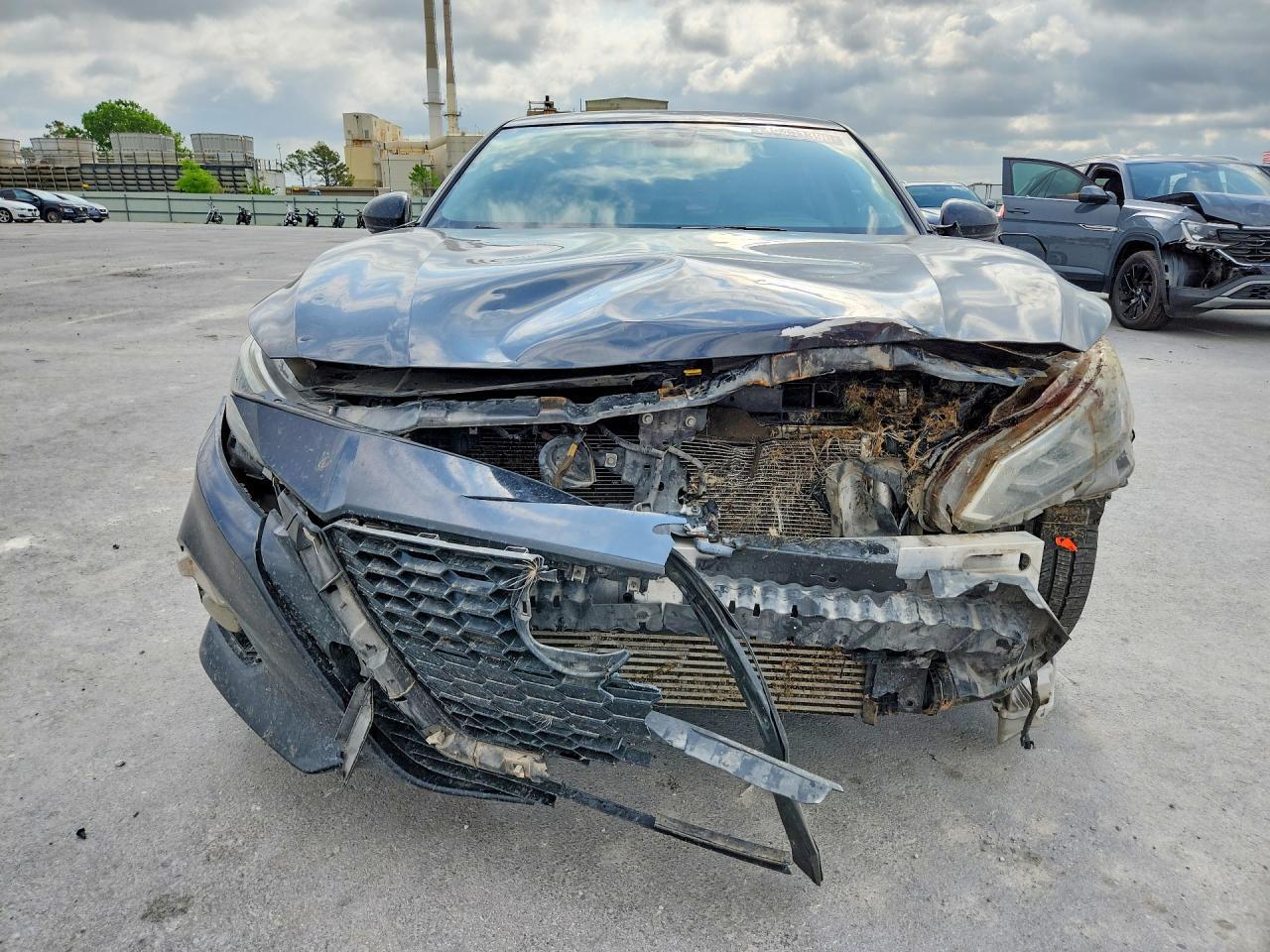 2020 Nissan Altima Platinum - Image 5