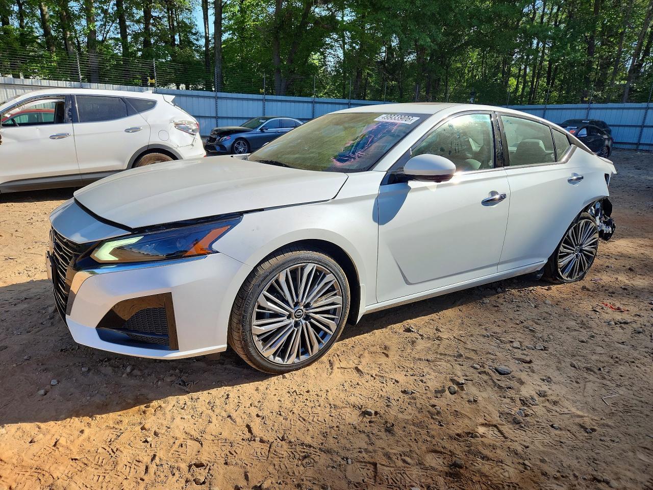 2023 Nissan Altima Sl