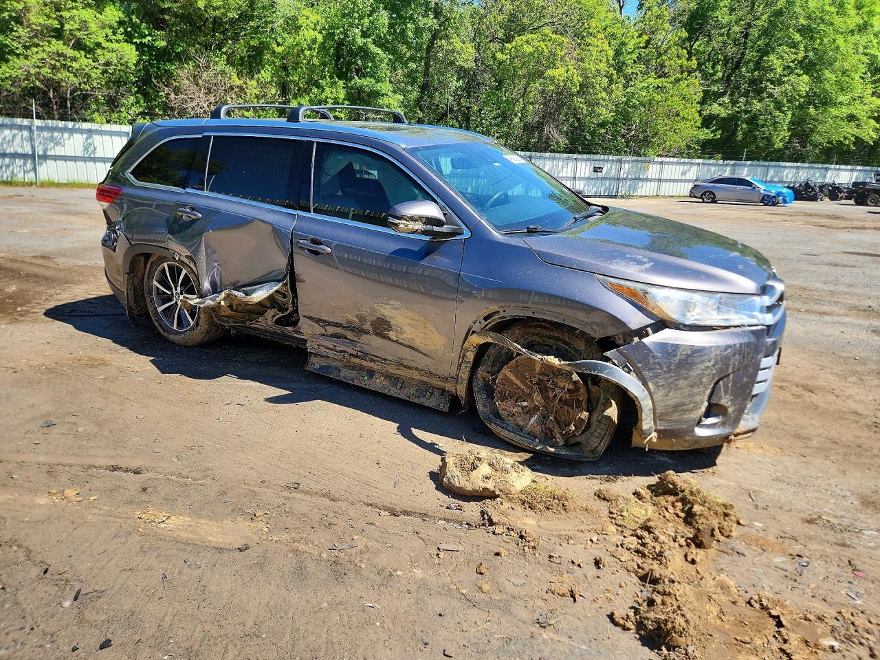 2017 Toyota Highlander Xle - Image 4