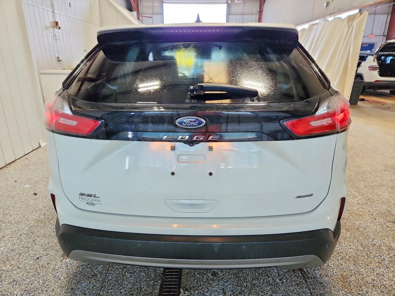 2023 Ford Edge Sel - Image 6