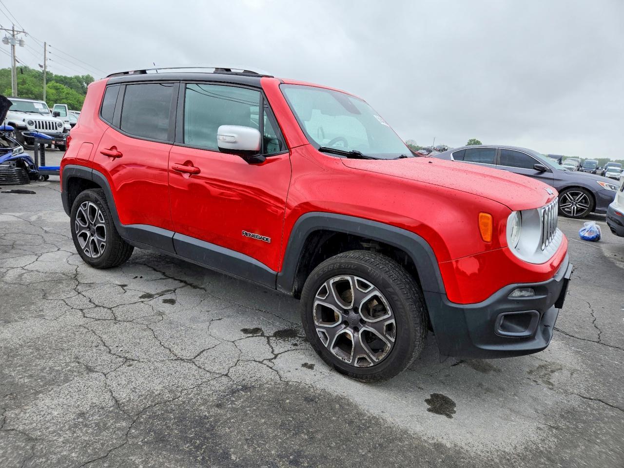 2015 Jeep Renegade Limited - Image 4