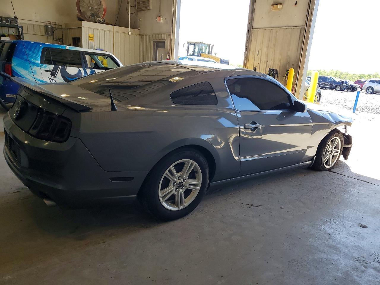2014 Ford Mustang - Фото 3