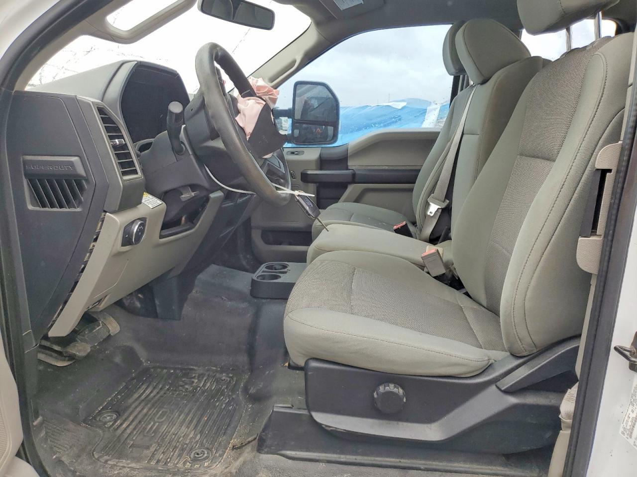 2019 Ford F250 Super Duty Truck Cab And Chassis - Фото 7